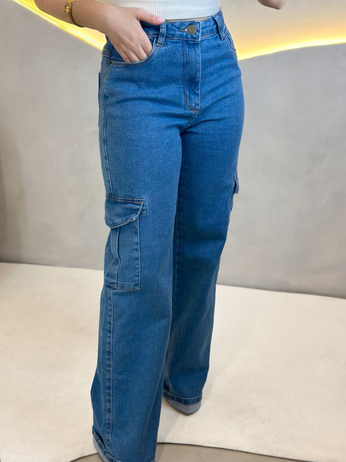 Calça Wideleg- Média Cargo