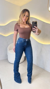 Calça Bootcut- Escura